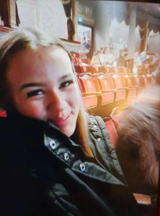 Police are asking for the public’s assistance in locating a missing school girl from Wendover – (ID 527012)