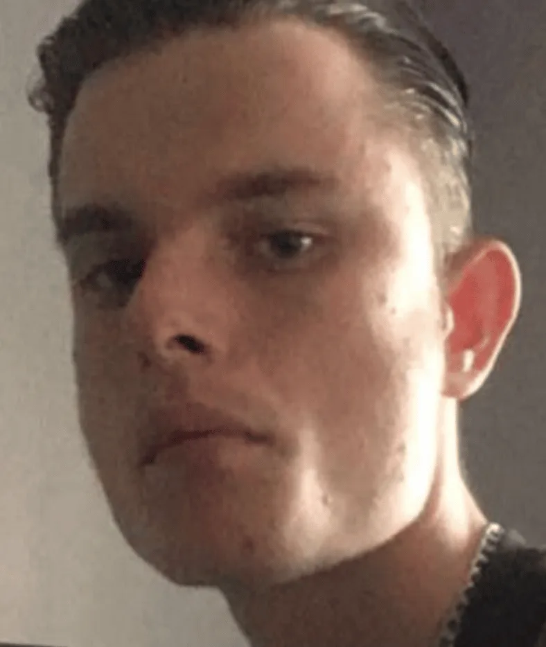 Officers are seeking information to assist in the search for a missing Chatham teen – (ID 530025)