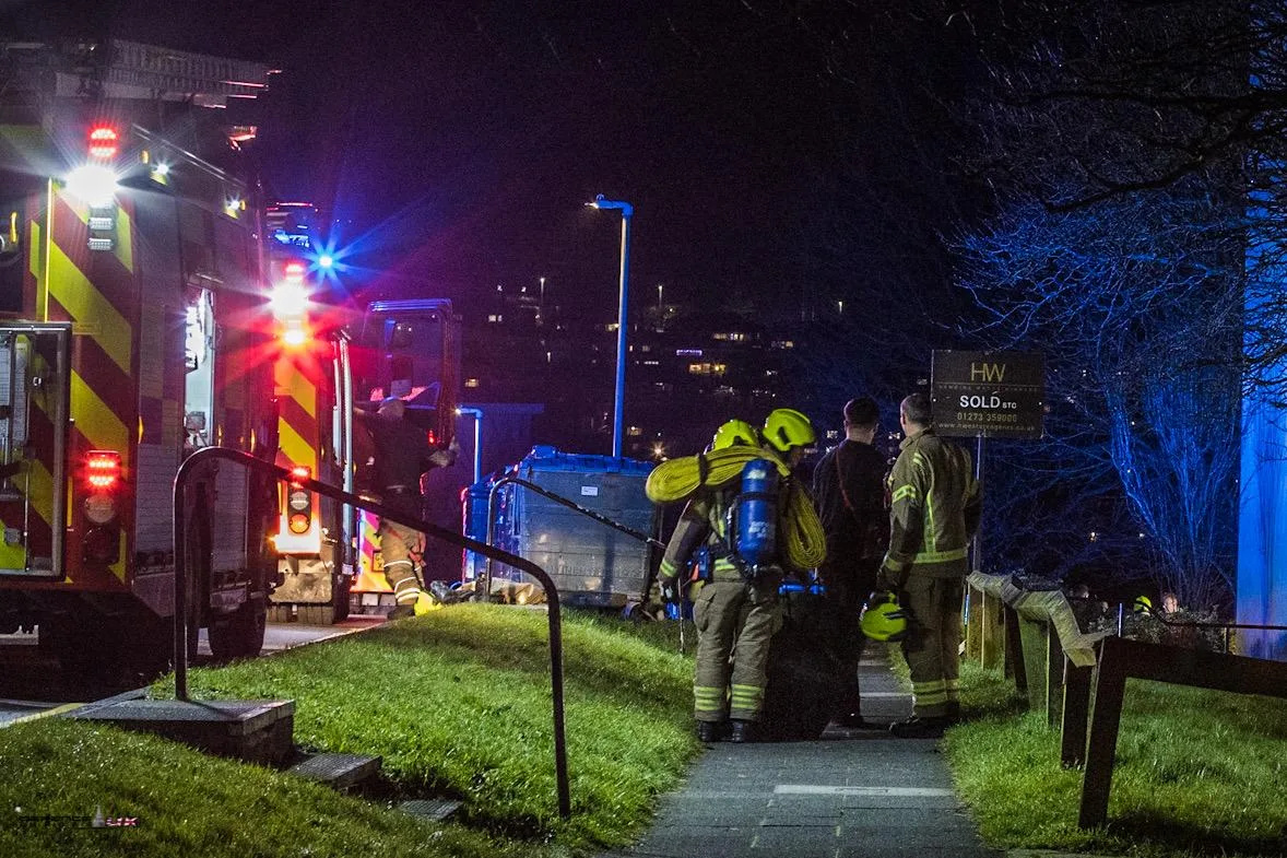 Christmas Eve call out for ESFRS to Residental flats in Brighton – (ID 538121)