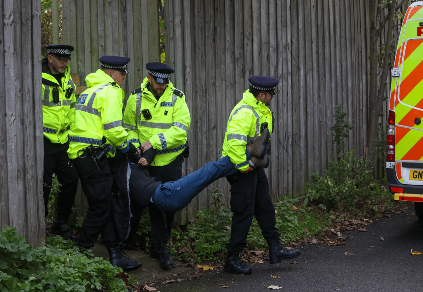 Ten charged following protests in Kent on the M25 by Just Stop Oil – (ID 533471)