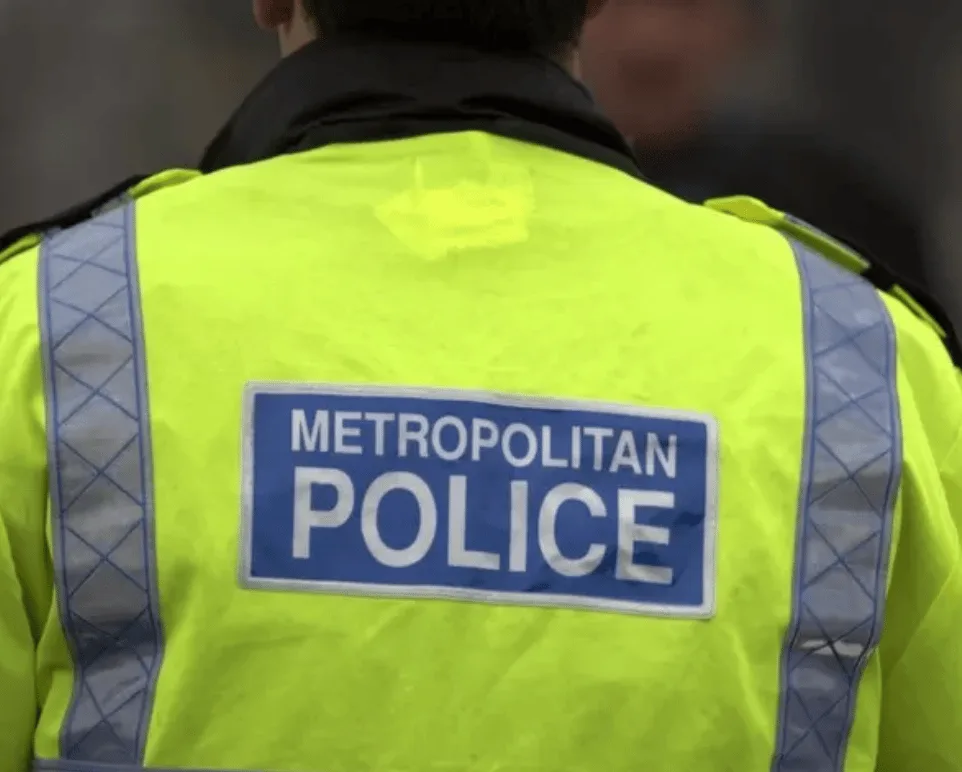Metropolitan Police special constable dismissed following conviction for theft offences