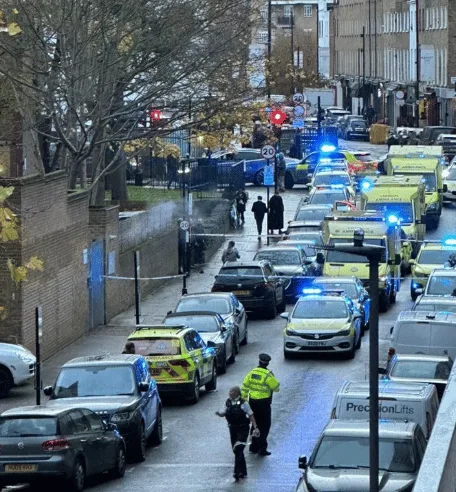One stabbed to death in broad daylight attack Second fighting for their lives in Westminster bloodbath – (ID 534857)
