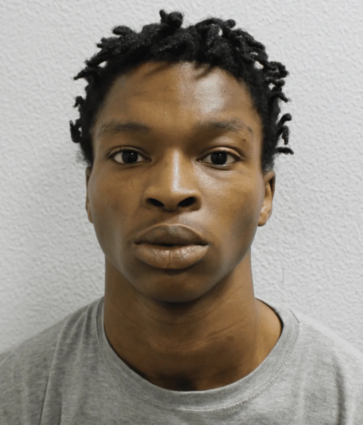 A man has been found guilty of stabbing a railway worker and attacking other employees at Bromley South station in May last year – (ID 53…