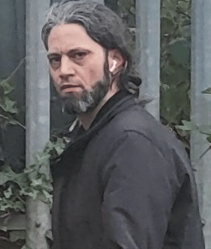 Officers investigating reports of damage to several cars in #Dover and are releasing an image of a man we would like to speak to – (ID 53…