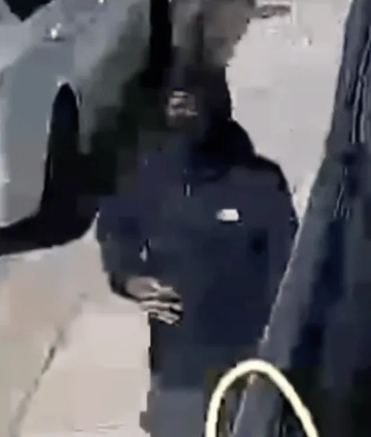 Police are looking to identify a man after a stabbing in Lewisham – (ID 535569)