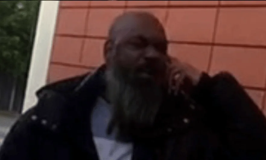 Officers investigating an incident in which a man threatened a member of rail staff with violence at Greenhithe station have released an …