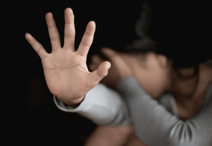 A Syrian migrant on trial in Belgium for raping his 8-year-old stepdaughter has claimed that it was the first time he had ever consumed a…