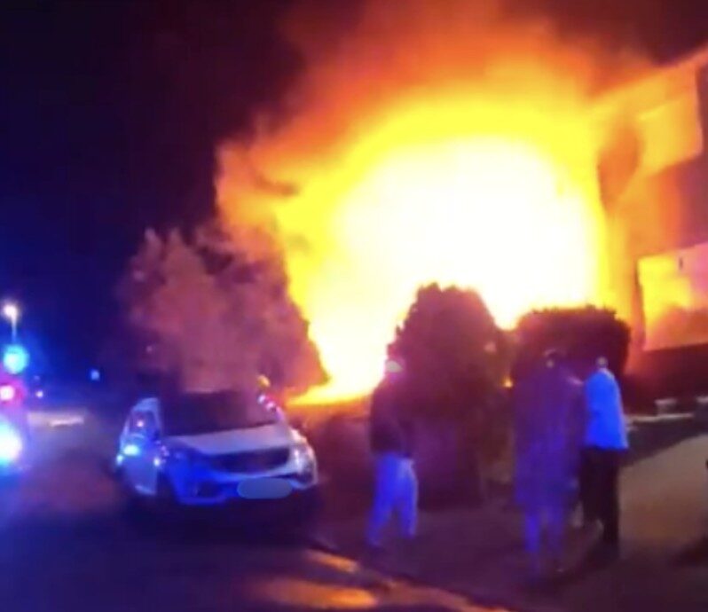 Blaze at Mum and Toddler’s Home Sparks Major Hunt – UKNIP