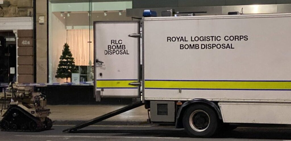 Rochester Bridge Shut After Unexploded Bomb Found – Residents Evacuated – UKNIP