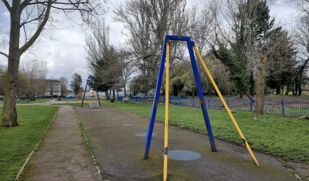 Three-Year-Old Girl Hospitalised After Ealing Dog Attack – UKNIP