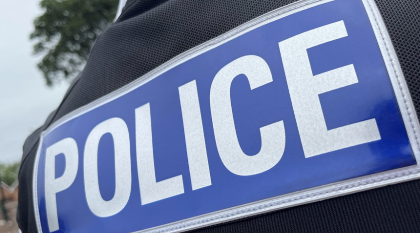 Man Grabs 13-Year-Old Girl’s Arm in Yeovil Lane – UKNIP