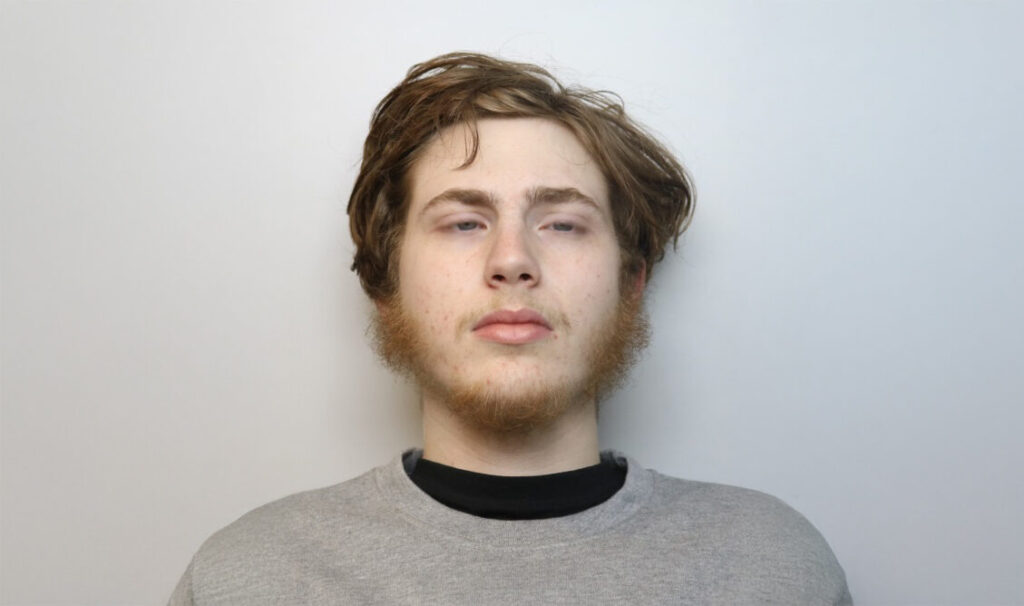 Wild Police Pursuit Through Swindon Streets – UKNIP