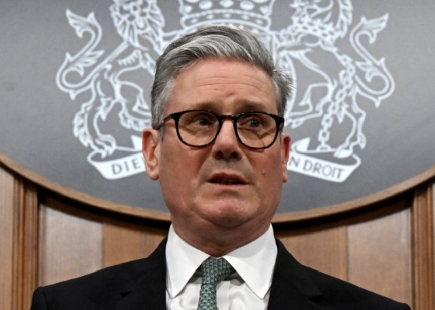 Starmer Slams Trump’s Greenland Tariffs in Emergency Briefing