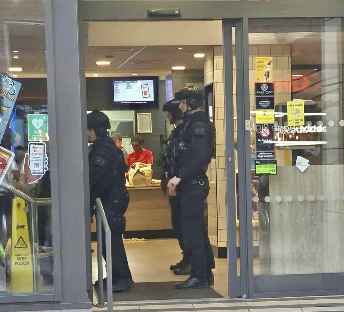 Armed Police Lock Down Bracknell Town Centre McDonald’s After Reports of Men with Knives