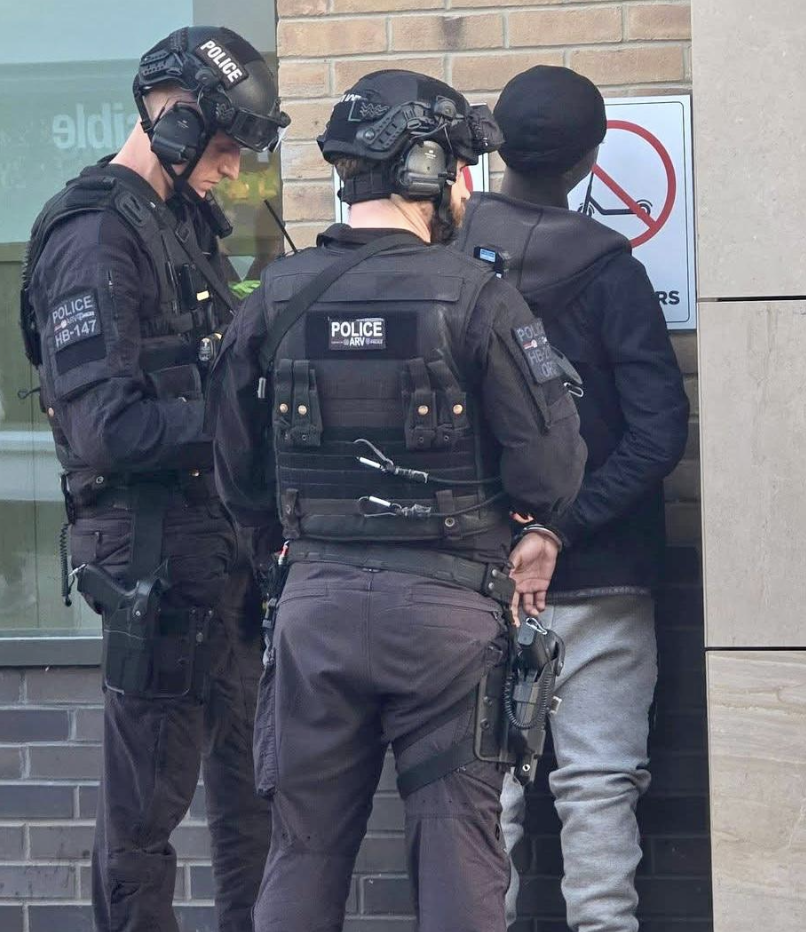 Armed Police Lock Down Bracknell Town Centre McDonald’s After Reports of Men with Knives