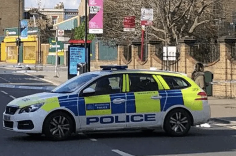 Man dies after an incident on Kingsland High Street