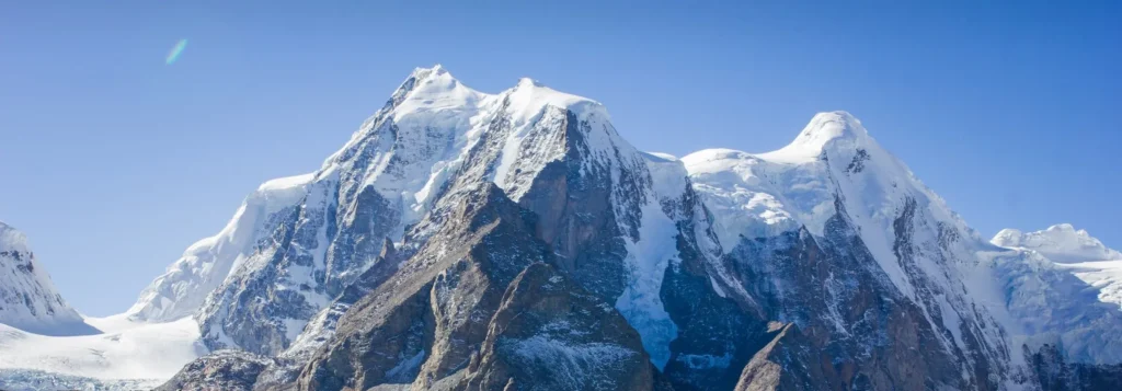 A Recent Avalanche In India’s Northeastern State Of Sikkim Has Left At Least Six Killed, And 30 Others Injured While Dozens Of People Are Still Trapped Under The Snow