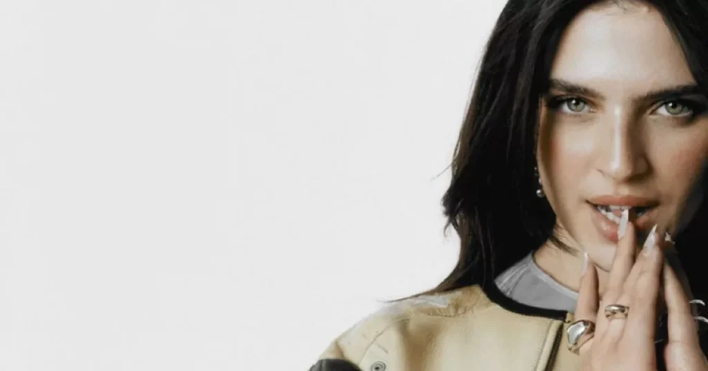 Following an extensive search headed by 2023 partners the global music management and publishing company TaP Music, singer-songwriter Mae