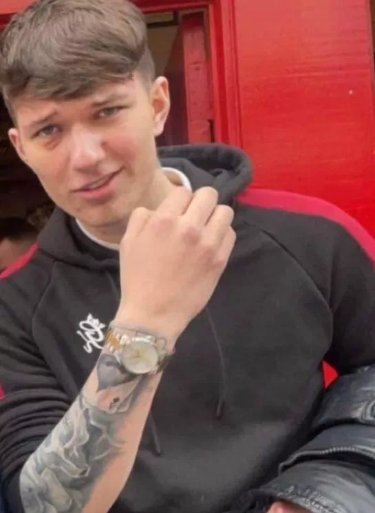 Gardaí are seeking the public’s assistance in tracing the whereabouts of 17 year old Tobiasz Rogolski who was last seen in Waterford city…