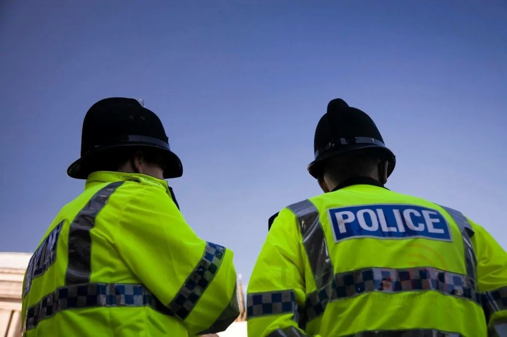 Teen rushed to hospital after stabbing in Lambeth