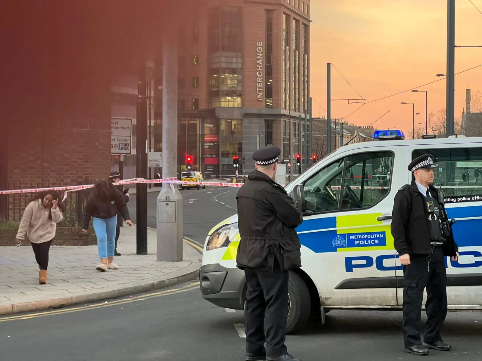 Roads are closed and buildings evacuated in Croydon due to a “suspicious vehicle” the vehicle has a laptop in it and Police have thrown t…