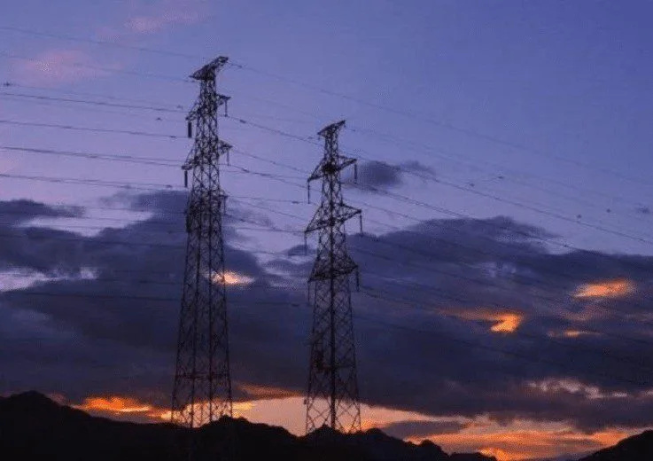 Isle of Wight Blackouts: Over 120 Homes Lose Power Across Six Postcodes After Evening Outage