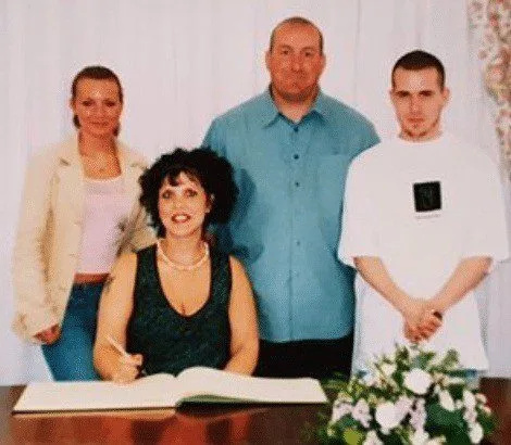 Isle of Wight Couple Seeks Wedding Witnesses Paine and Duncan 17 Years On