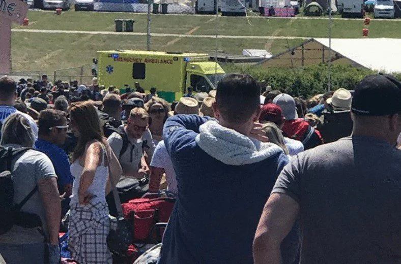 Thousands Queue for Hours to Access the  Isle of Wight as Staff Struggle to Cope