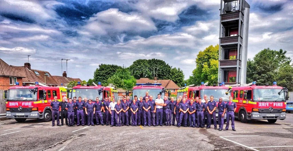 London Sends 36 Firefighters and Six Engines to Tackle Massive Winter Hill Moorland Blaze