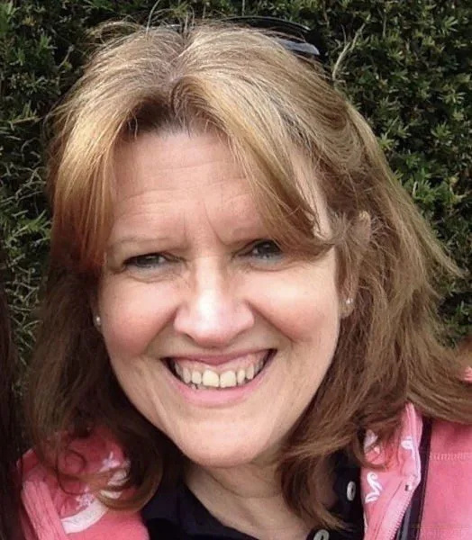 Beloved Mum Amanda Guile Killed in Horror A21 Crash – Family Pays Emotional Tribute