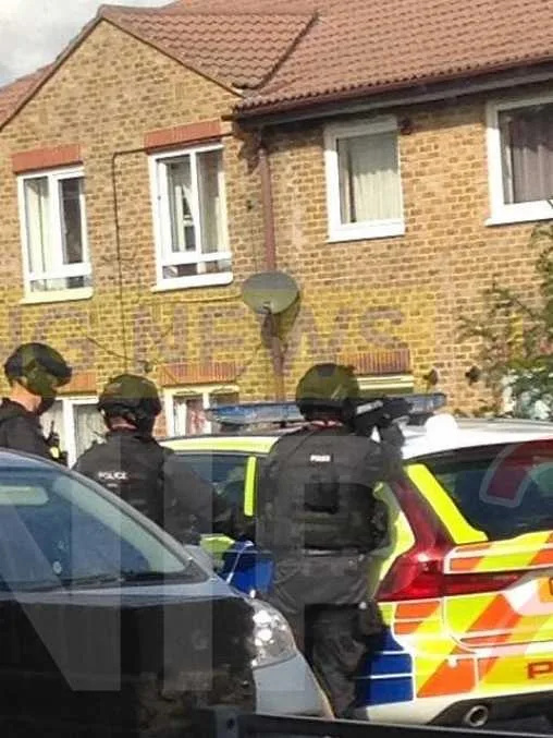 Armed Police Detain Woman Carrying Knife in Southampton’s St Mary’s Without Incident