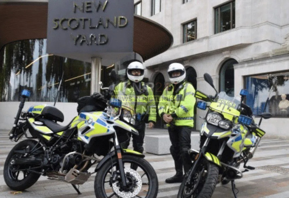 Police issue warning after four random stabbing attacks