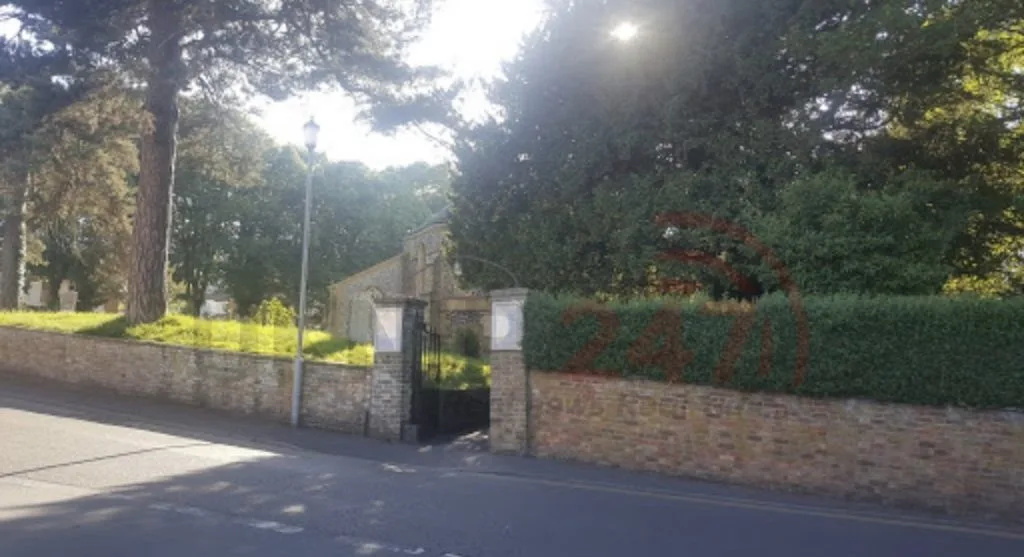 Probe launched  after till snatch in Dover
