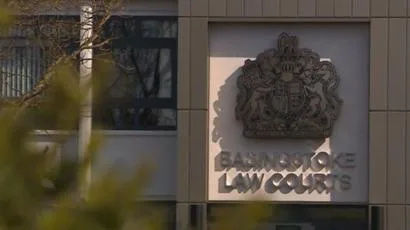 Kilburn Teen Guilty of Knife Robbery in Farnborough – Facing December Sentence
