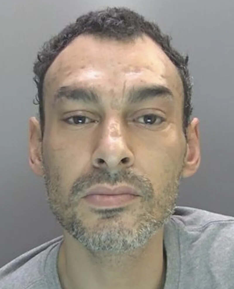 Drunken Thief Jailed for Knife Threat During Cambridge Co-Op Booze Raid