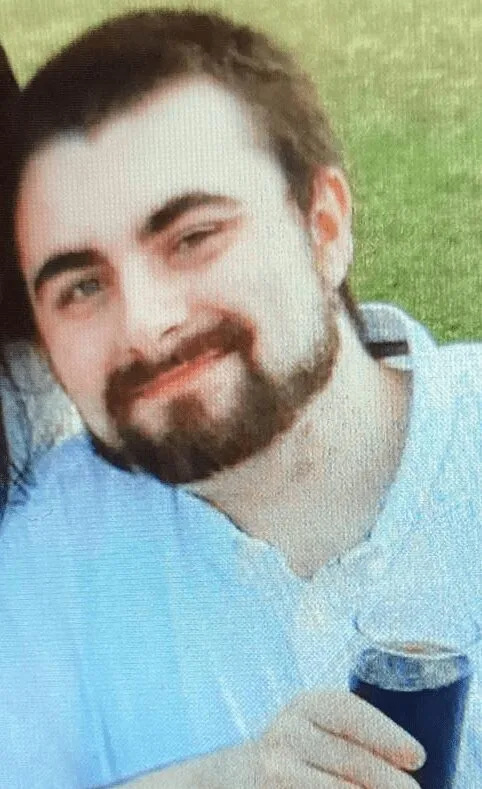 Help Police  trace #missing man Mitchell Hepburn, 23, from Slough