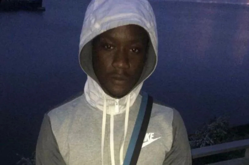 Tragic Loss: Peckham’s Lavz, 22, Fatally Stabbed in Croydon as Murder Hunt Intensifies