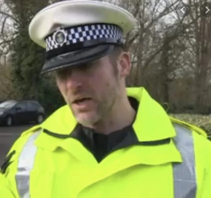 Tragic M40 Crash Claims Kent Man’s Life – Police Urge Witnesses to Come Forward
