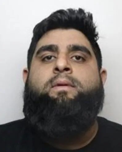 Police Launch Manhunt for Bradford Brothers Ijaz and Amir Khan Hiding in Kent Over Drugs Crime