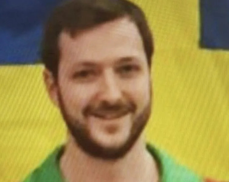 Tragic Crash Near Llandissilio Claims Beloved Dad Chris John, 31 – 17 Schoolchildren Injured