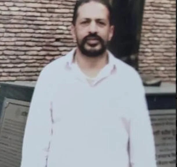 Officers are appealing for information to help locate a man who has been reported missing from Gravesend