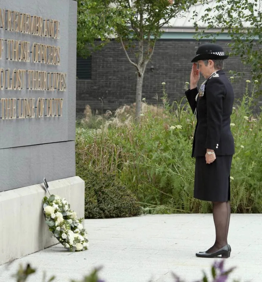 Met Police Hold Touching Covid-Safe Memorial Honouring 650+ Fallen Officers