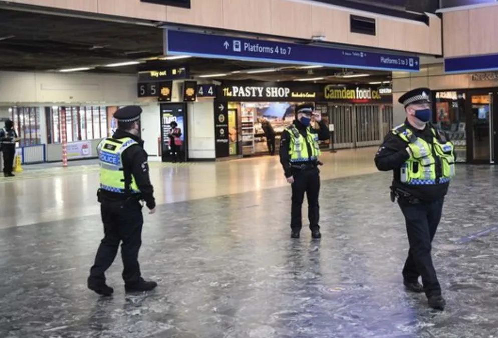 Man Arrested After Early-Morning Assault Injures Two at Euston Station