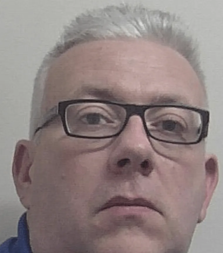 Snodland Child Sex Offender Jailed for Secret Phones and Dodging Police Checks