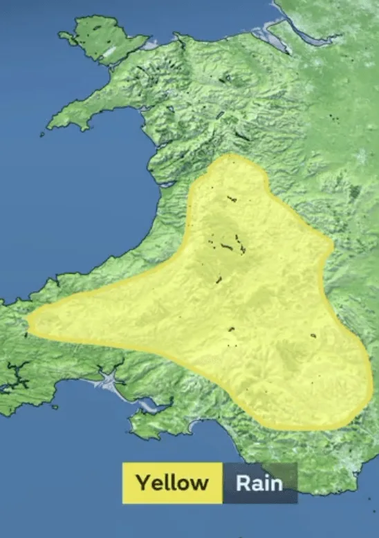 UK Faces Wet and Windy Weekend as Met Office Issues Severe Weather Warning