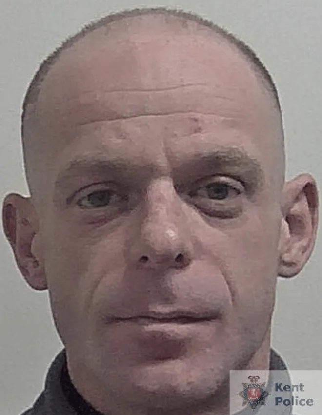 Tunbridge Wells Burglar Steals £44k Jewellery on E-Scooter Before Quick Arrest