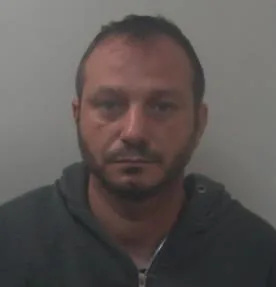 Romanian Smuggler Jailed 4 Years for Guns, Cigarettes & Illegal Immigrants Caught at Dover