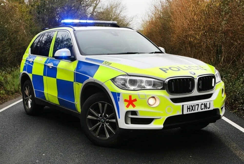 Serious Crash on Atherley Road: Ryde Biker Hurt in Collision with VW Polo – Police Seek Witnesses