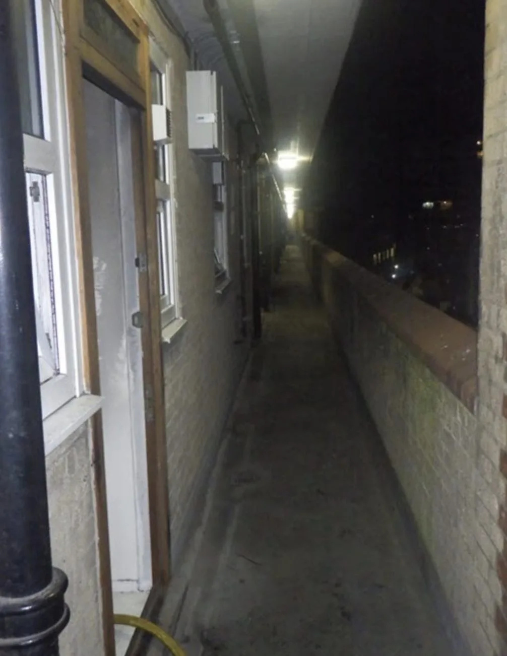 Smoke Alarms Save Bethnal Green Family as Early Morning Flat Fire Sparks Firefighters’ Rush