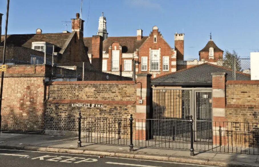 Four-Year-Old Hit by Car Outside Kilburn’s Kingsgate School – Injuries Minor
